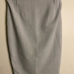 Amanda & Chelsea Light Gray Pencil Skirt